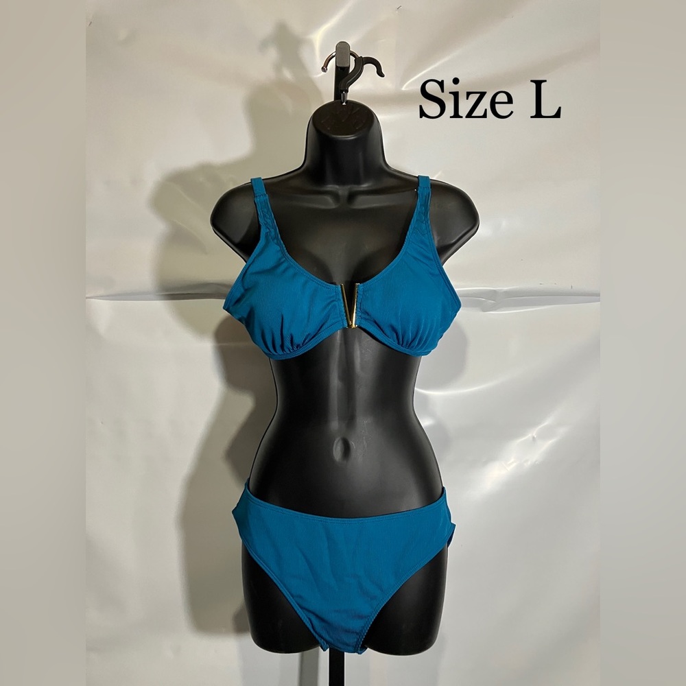 Women’s 2 Piece Bikini Swimsuit Size Large